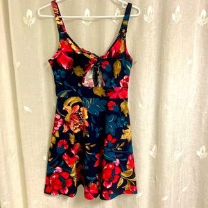 5 for $25! NWOT Shien front cut out dress